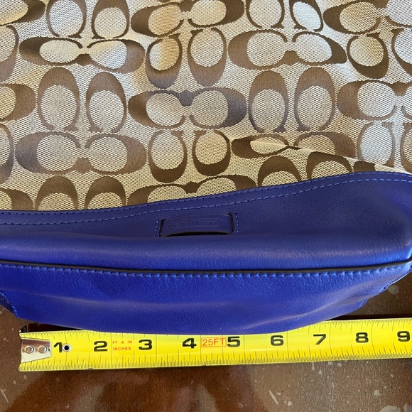 Coach Signature Small Tote   NWOT - Picture 11 of 14